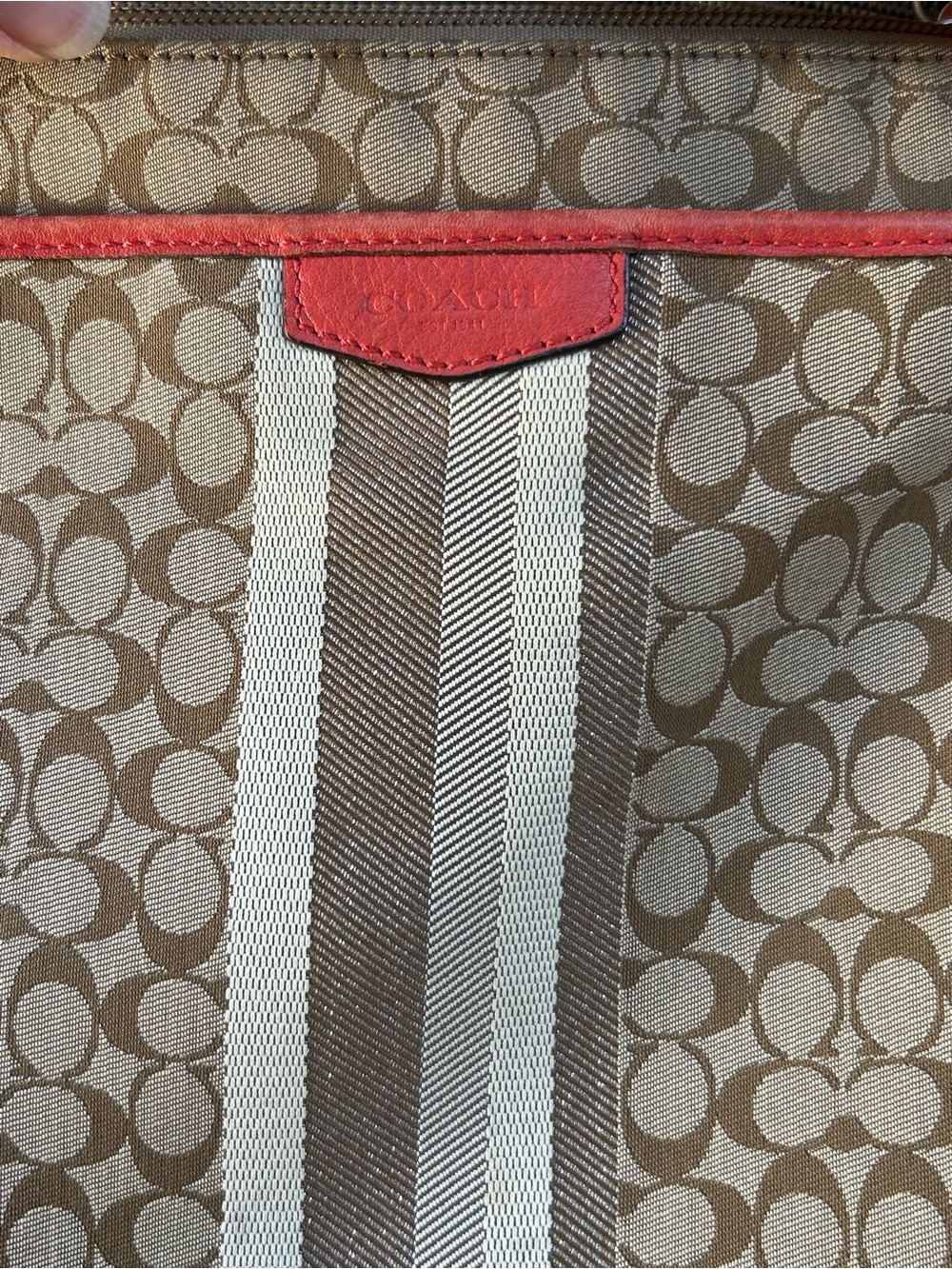 Coach Signature striped Carnelian Swingpack Crossbody - Picture 13 of 16